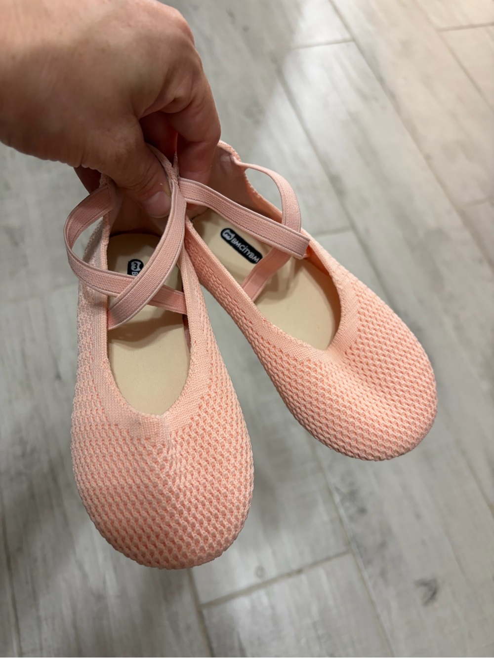 Nordstroms BMCITYBM Sz 9 shoes Girls' Peach Knit Ballet Flats with Elastic Strap
